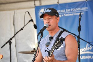 Just one chance to see you rock out in a bar, that's all I ask ;)