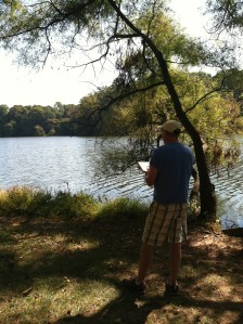 This man was sketching the gorgeous scenery. I left him my UKDesperateHousewwifeUSA card so he can see himself on the blog! ;)