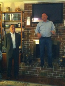 Ken Ulman rocks the jeans look!