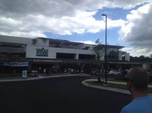 A Sunday morning middle class queue (line) at Whole Foods, Columbia! Check it out! The bread will still be fresh, folks! ;)